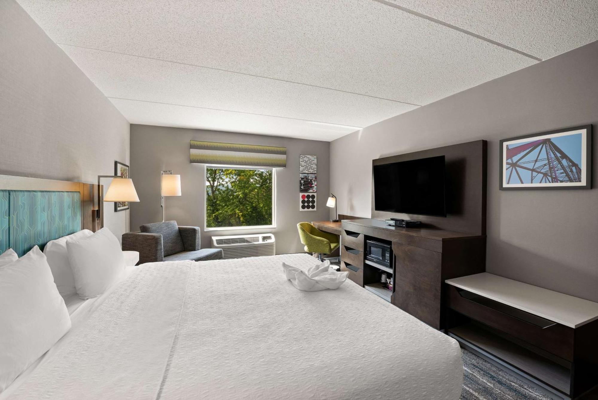 Hampton Inn & Suites Poughkeepsie Spackenkill Екстериор снимка